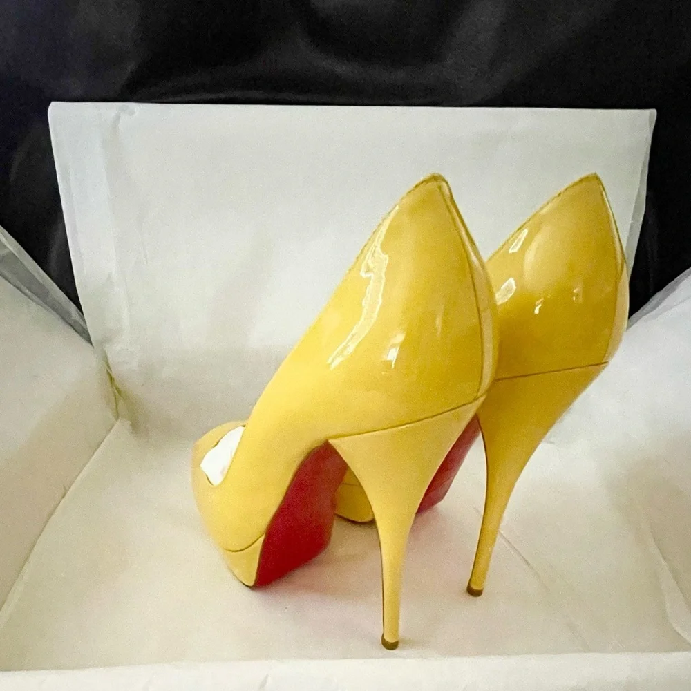 Christian Louboutin ladypeep 140 glossy patent leather yellow peeptoe pumps 38.5